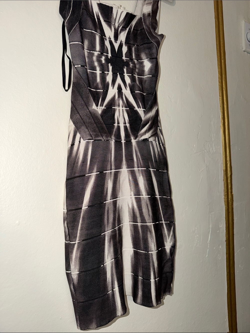 bebe Black and White Bandage Bodycon Mini Dress - Picture 4 of 5